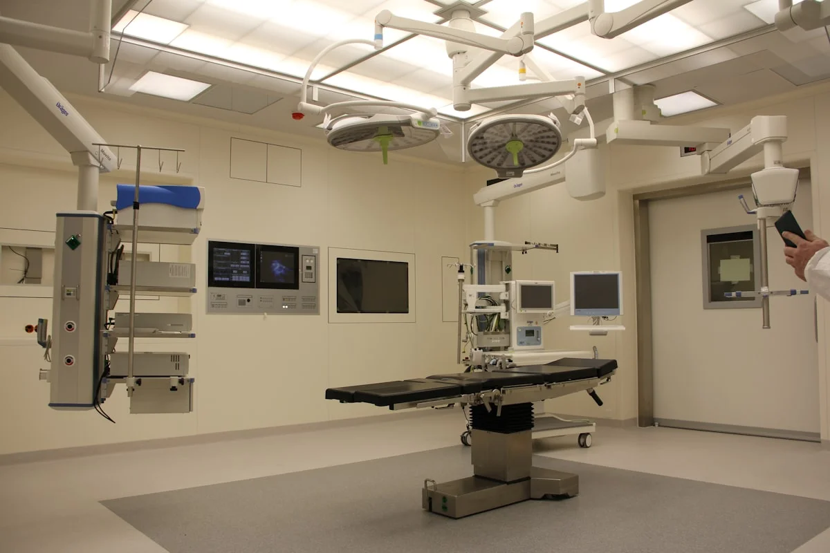 Equipos tecnológicos de diagnóstico en clínica médica